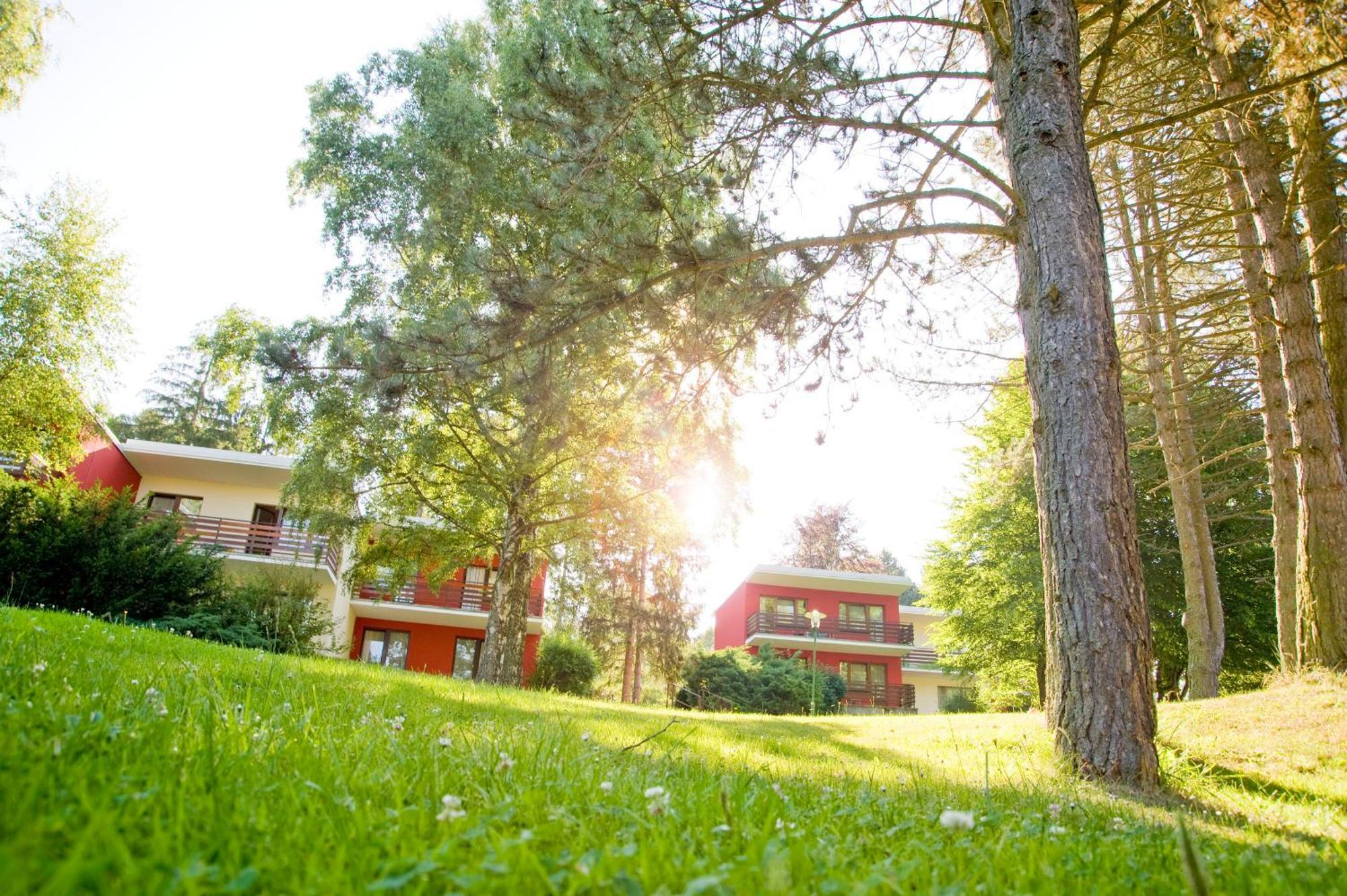 Hotel Ottenstein - Das Wohlfuehlhotel Rastenfeld Exterior foto